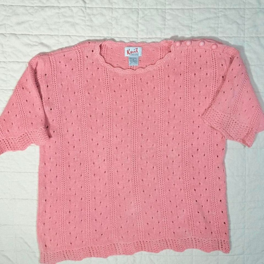 Coquette Vintage Pink Knit Sweater –‎ Size M/L